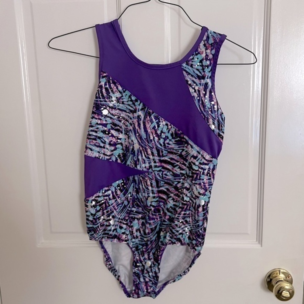 Girls Danskin Now XL.
